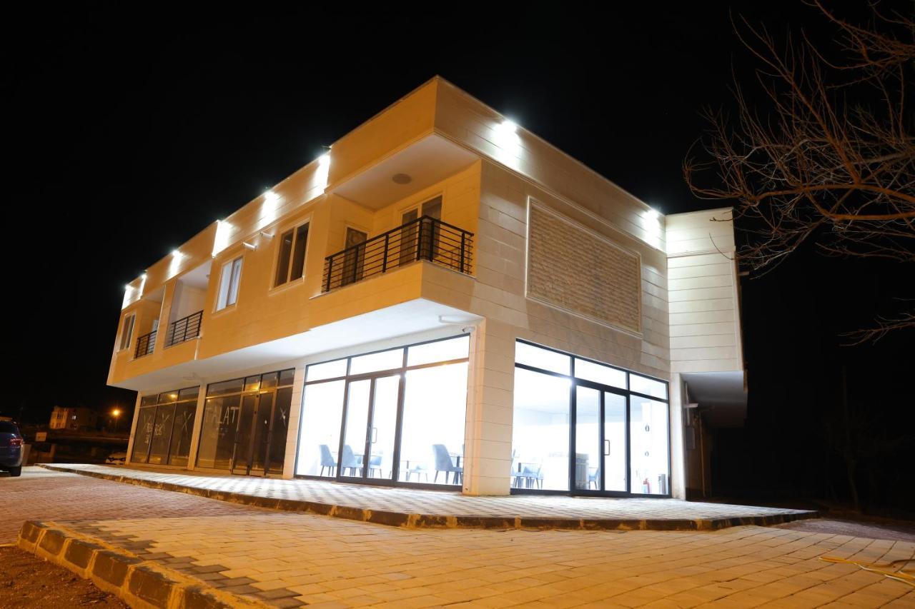 White House Cappadocia Aparthotel Nevsehir Exterior photo