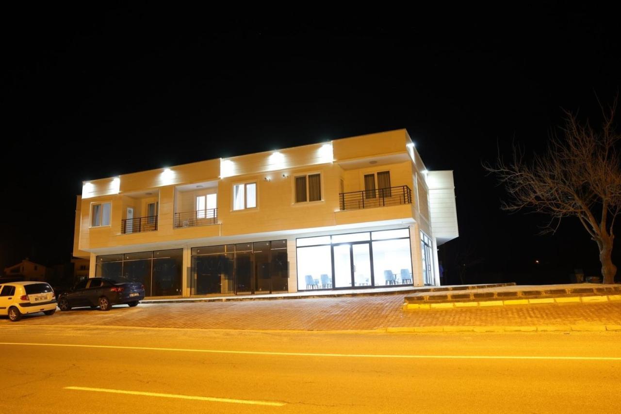 White House Cappadocia Aparthotel Nevsehir Exterior photo