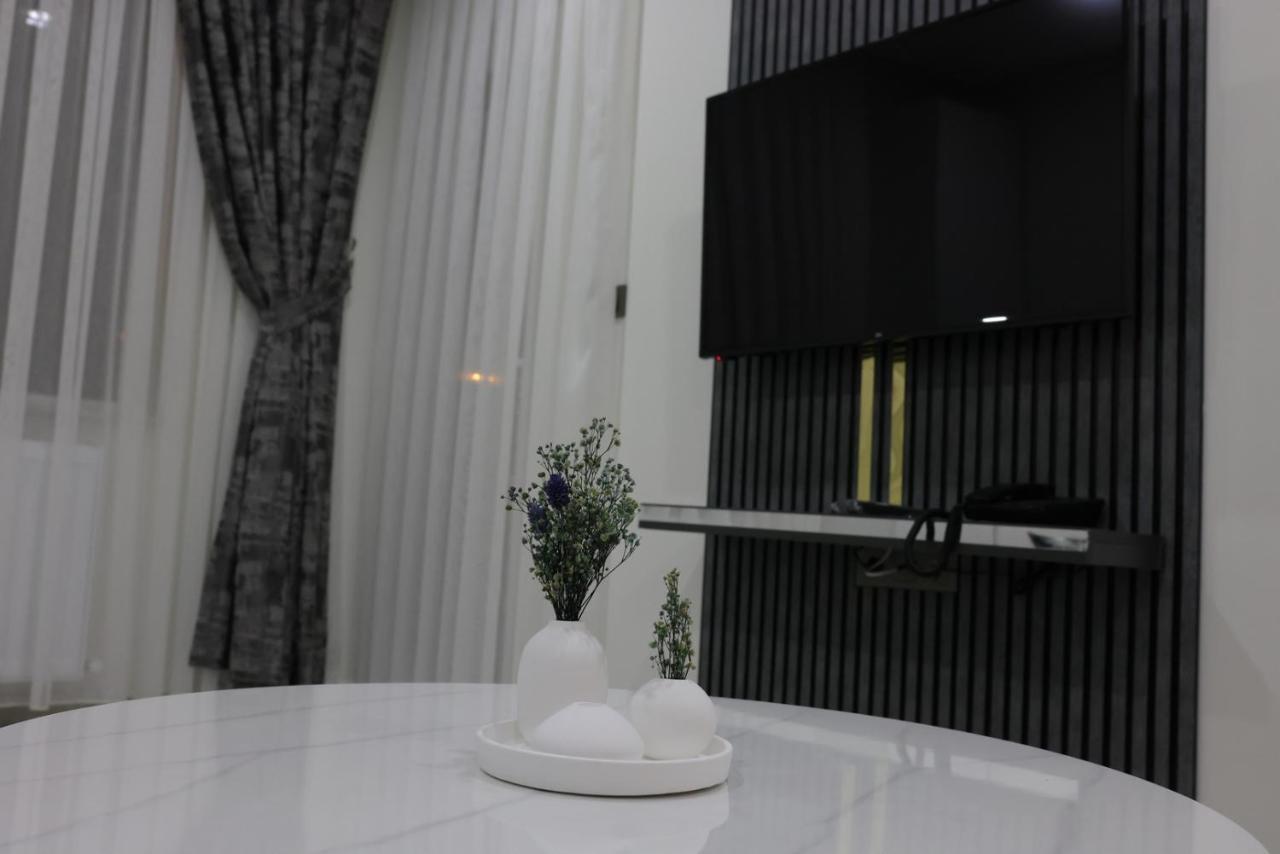 White House Cappadocia Aparthotel Nevsehir Exterior photo