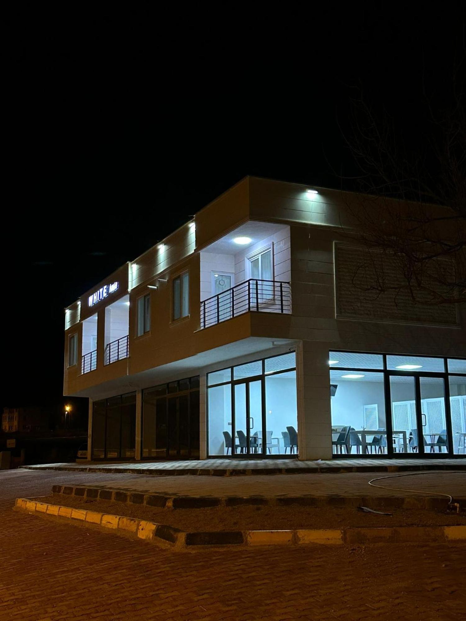 White House Cappadocia Aparthotel Nevsehir Exterior photo
